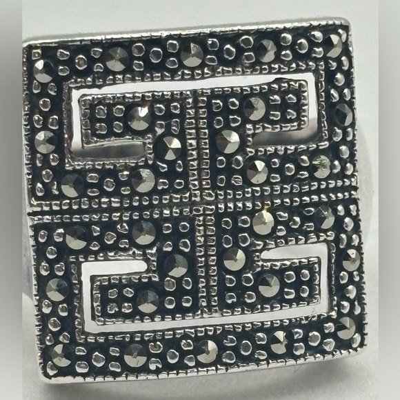 Jewelry - Marcasite 925 Ring